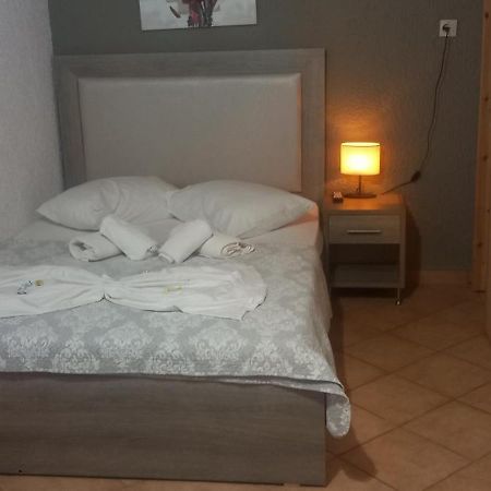 Dora Sarti Hotel Kültér fotó